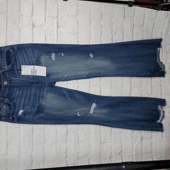 Almost Famous Highrise Flare - Picture 1 of 14